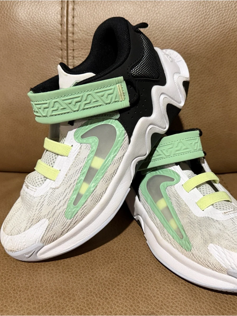 Kids Youth Giannis Immortality 2 size 3Y